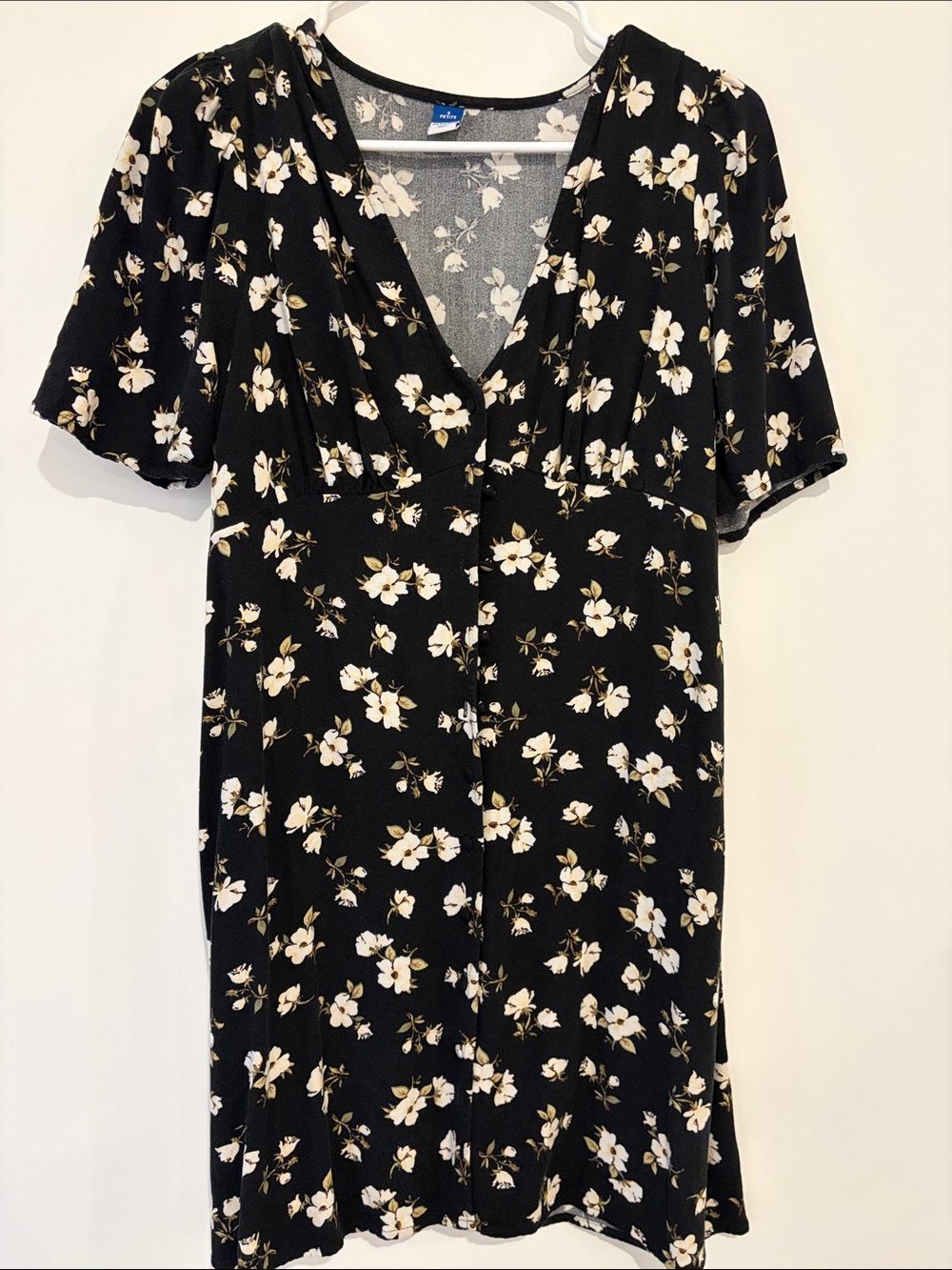 Old Navy Black Floral V-Neck Women's Dress